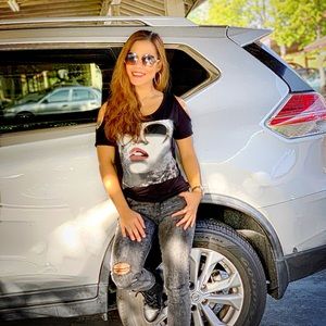 Meet your Posher, Marissa